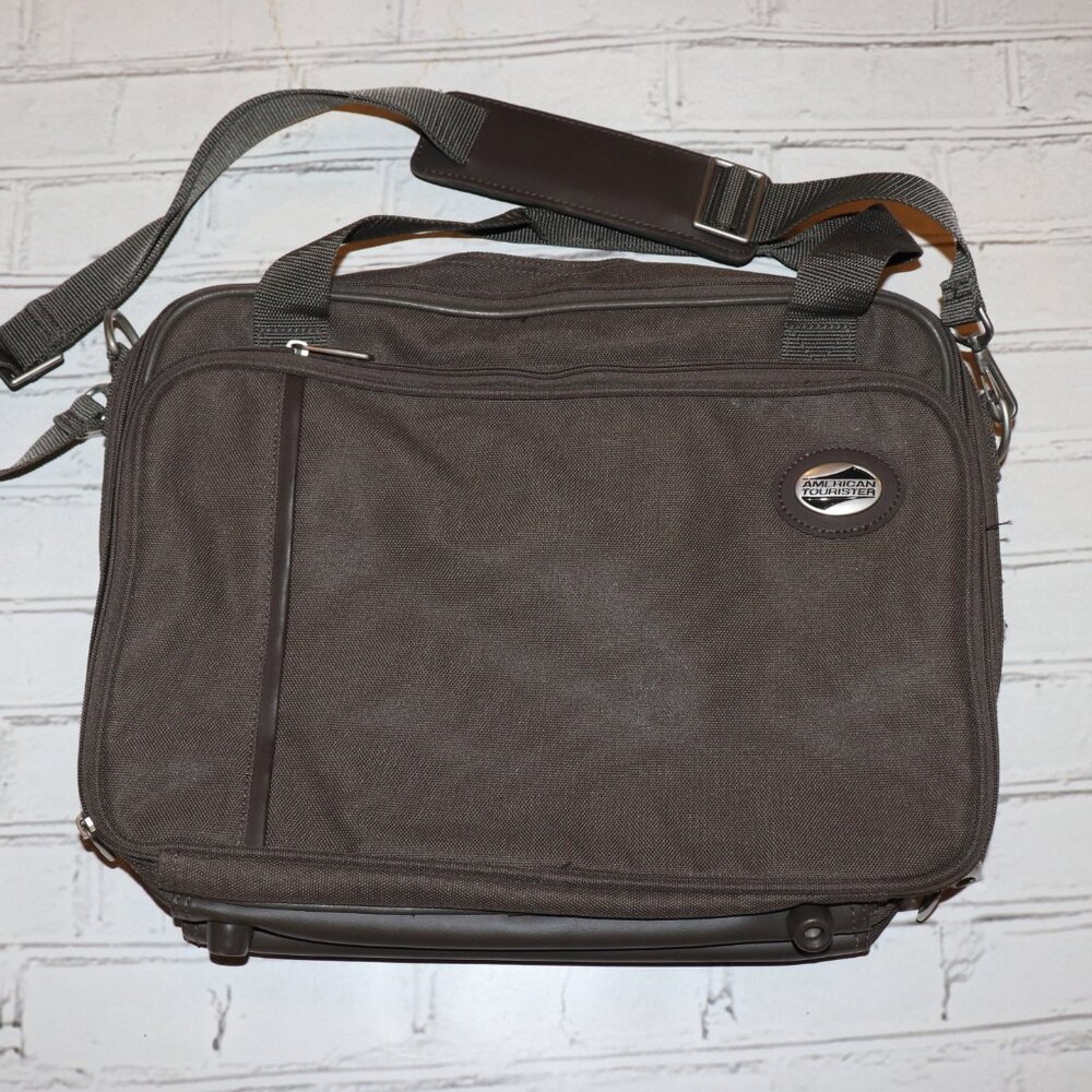 🧳 American Tourister Computer/Work Bag · 11x15" durable & travel‑ready
